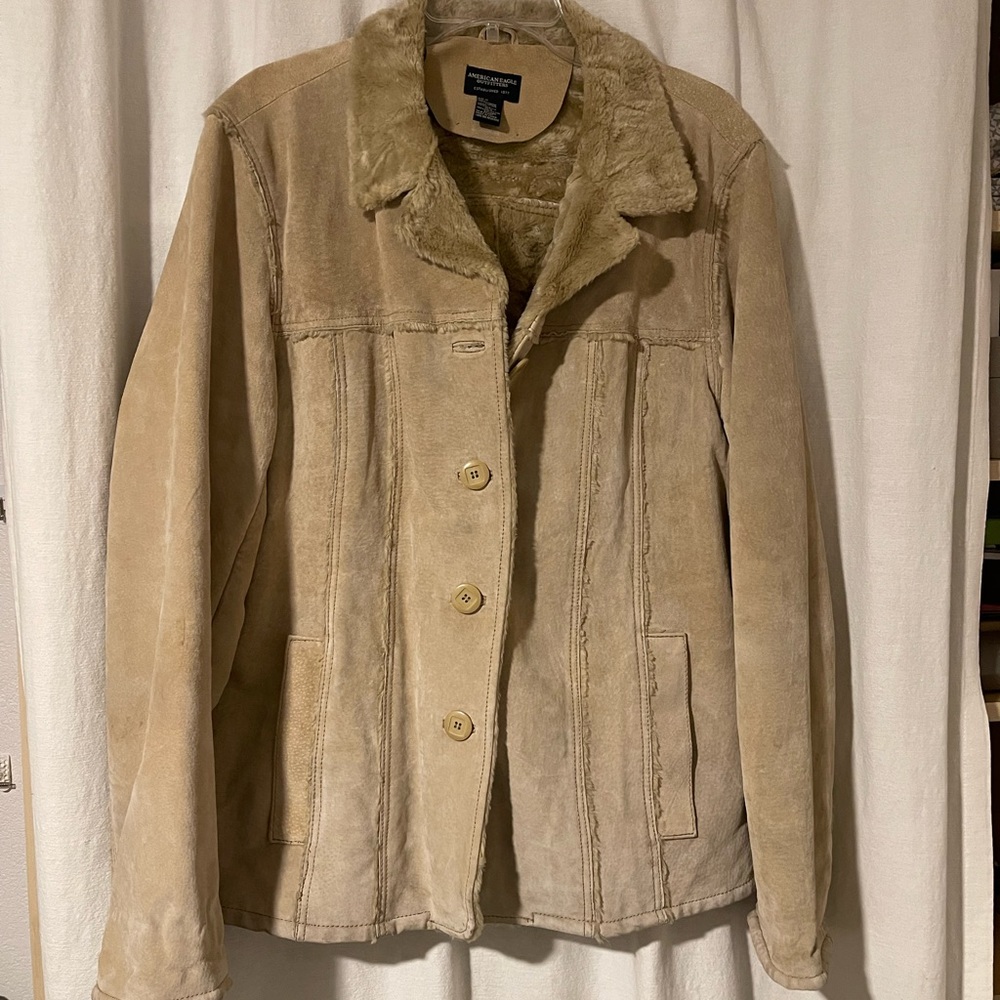 Like new XL American Eagle Outfitters Tan suede/ faux fur jacket